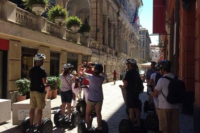 Segway Tour Caruggi - 1 ora - The Palazzi dei Rolli and Genoa’s grand avenue