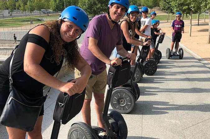 Segway tour in the green area: Madrid Río - Arganzuela Bridge and the river parks