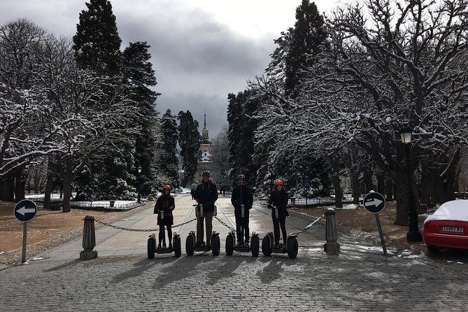 Segway Tour Real Sitio de San Ildefonso (Segovia) 2h - Your first minutes on the Segway