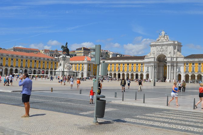Segway Vip Tour - São Vicente de Fora and the royal connection