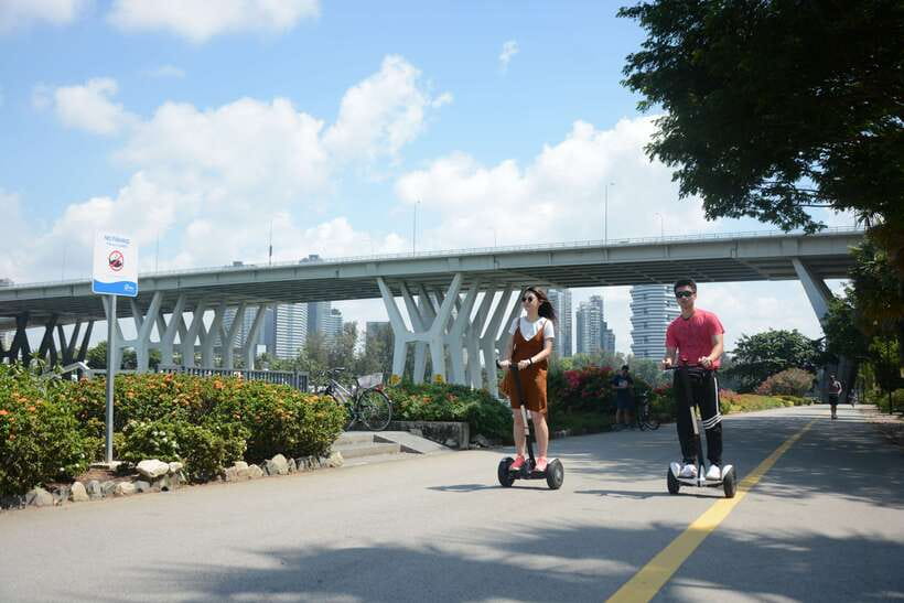 Singapore: Marina Bay Mini Segway Tour - Bay East Garden and Marina Barrage