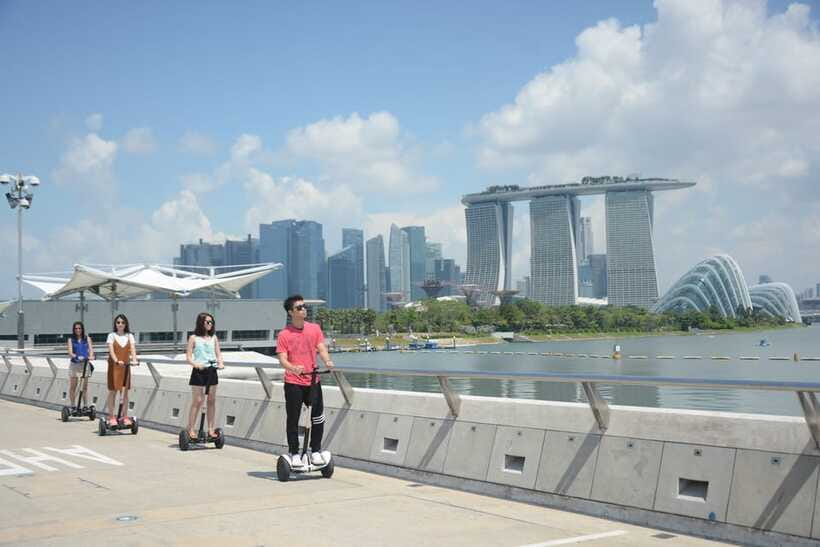 Singapore: Marina Bay Mini Segway Tour - Marina Bay Sands, the Esplanade, and Singapore Flyer