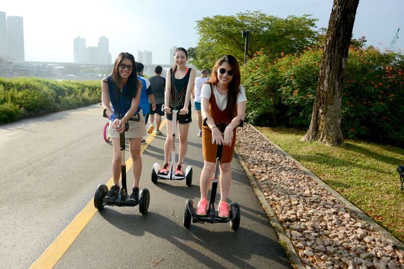 Singapore: Marina Bay Mini Segway Tour - Starting at Kallang Wave Mall