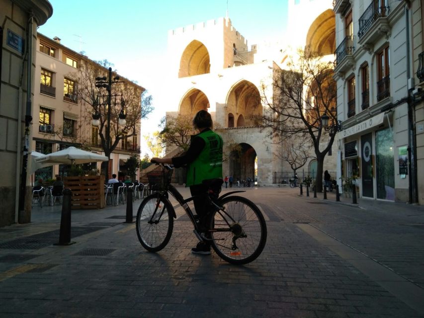 Special Segway Valencia Tour + Bike Rental all day included - Seeing the Serranos Towers from a moving viewpoint