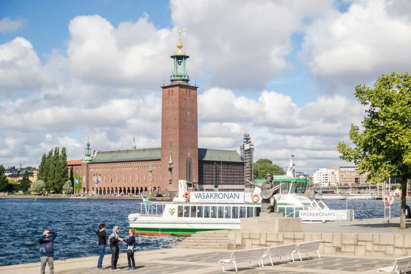 Stockholm: Sightseeing Tour by Segway - Riddarholmen and the first waterfront views