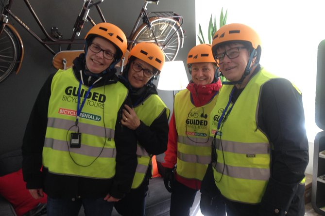 The best of Riga segway tour - Kronvalda Park and Riga’s political landmarks