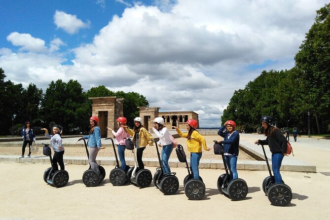 Tour in segway around the city in 1 hour - Guides, language, and the human side of the ride