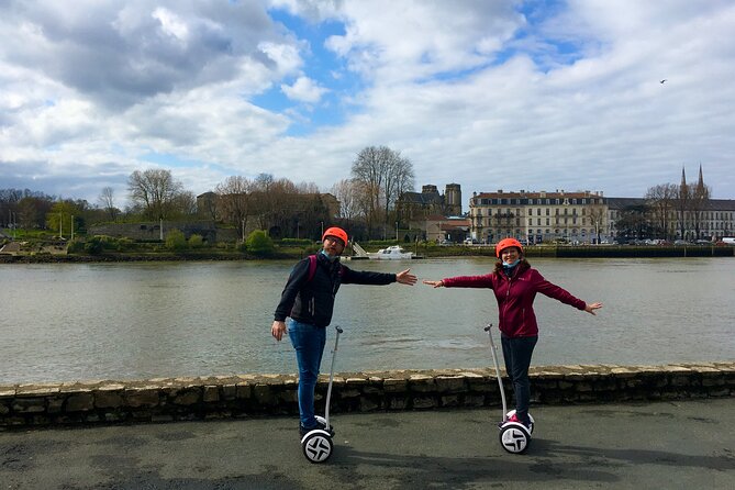 Unusual and ecological ride on a Segway and electric bike in Bayonne - Les Halles and the flavors of Bayonne