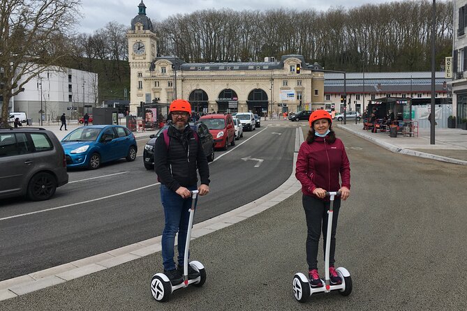 Unusual and ecological ride on a Segway and electric bike in Bayonne - Starting at the Tourist Office