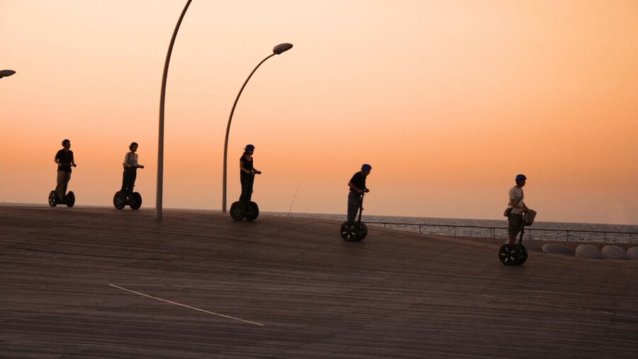 Valencia: 1 Hour Segway Tour at Night - Key points to know before booking