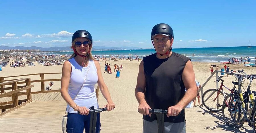 Valencia: Fantastic Segway Tour from the Center to the Beach - Poblats Maritims and the return through Turia