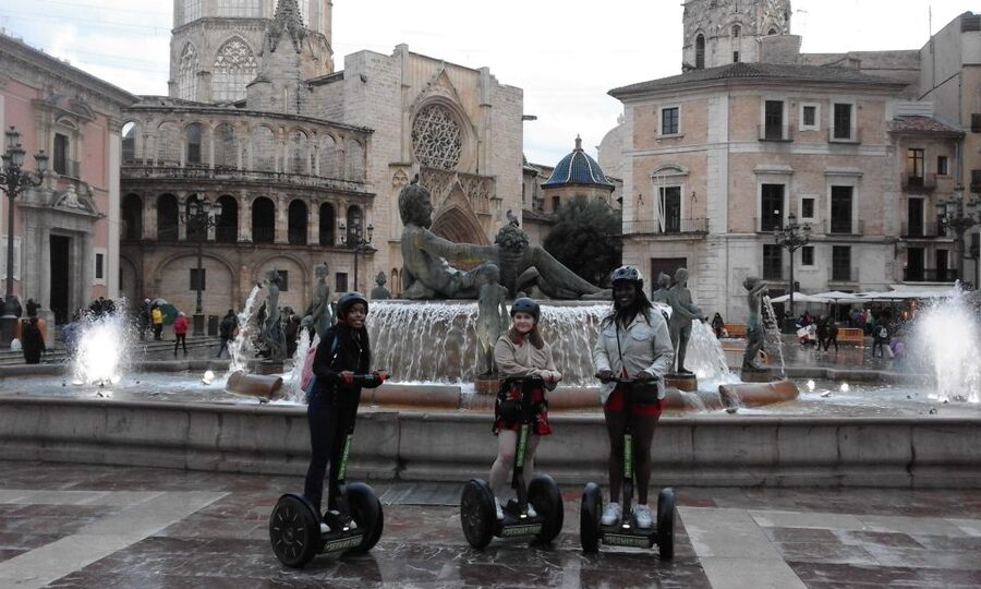 Valencia: Medieval Old Town Segway Tour - Serranos Towers and the edge of El Carmen