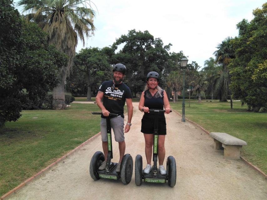Valencia: Old Town and Gardens Segway Tour - Riding through the Barrio del Carmen