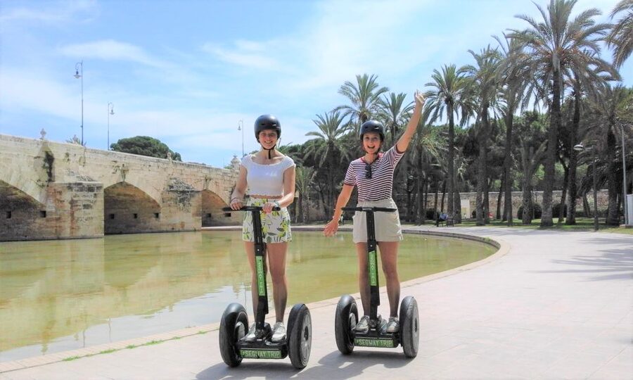 Valencia: Old Town and Gardens Segway Tour - From medieval streets to the Turia Gardens