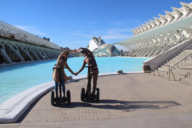 Valencian Main Attractions Group Segway Tour - Turia Gardens: 30 minutes with room to ride