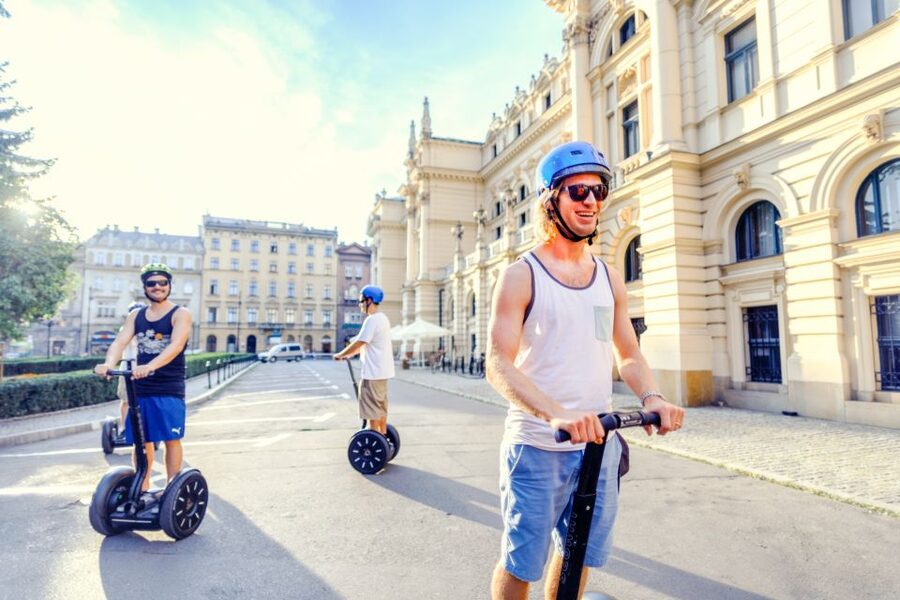 Warsaw Old Town 1.5-Hour or Full 3-Hour Segway Tour - Why a Segway works well in Warsaw’s Old Town