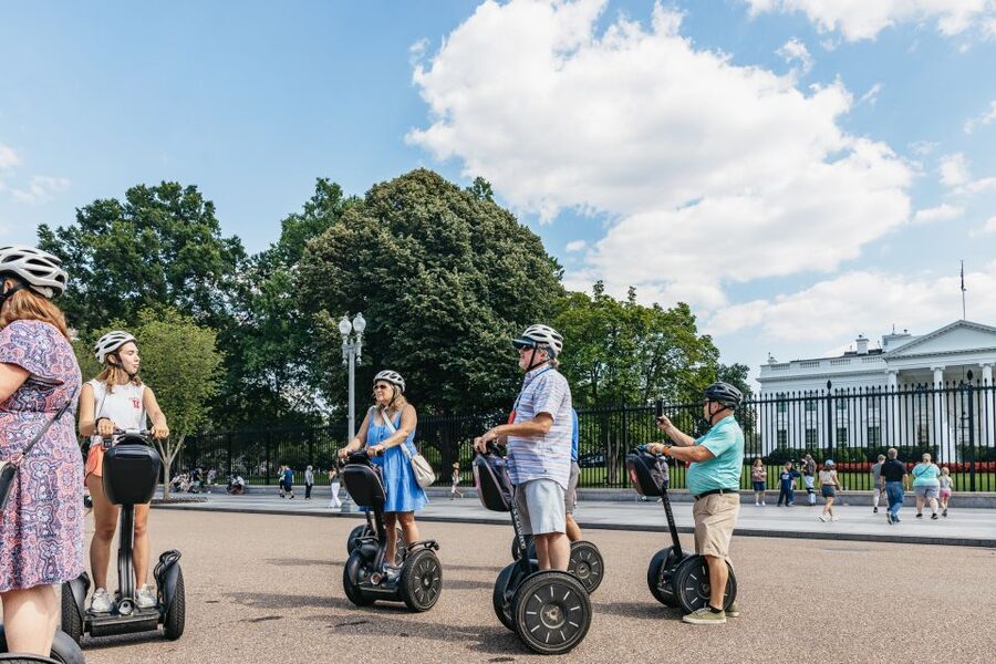 Washington DC: See the City Segway Tour - Guides, commentary, and the group experience