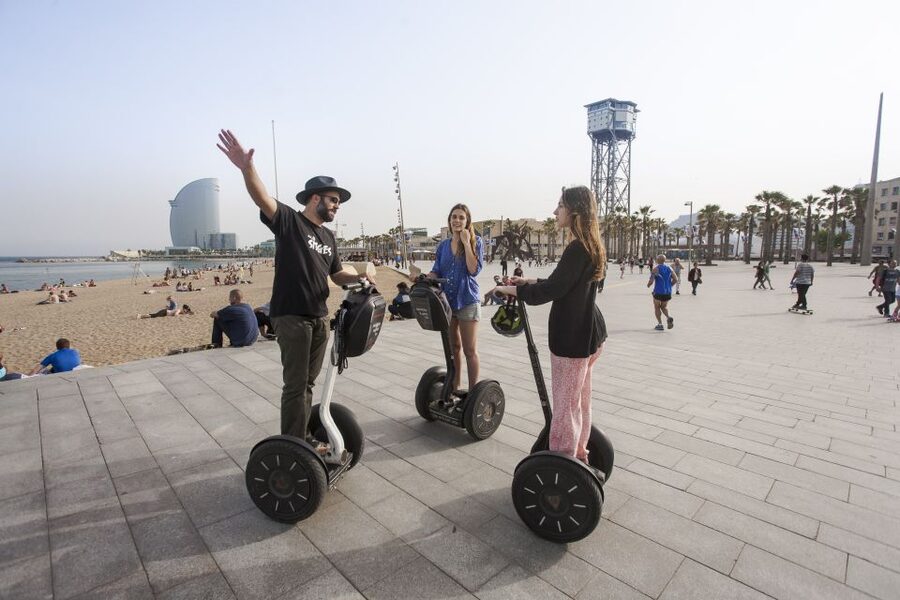❤️Welcome to Barcelona❤️ Segway Tour - Safety, equipment, and practical comfort